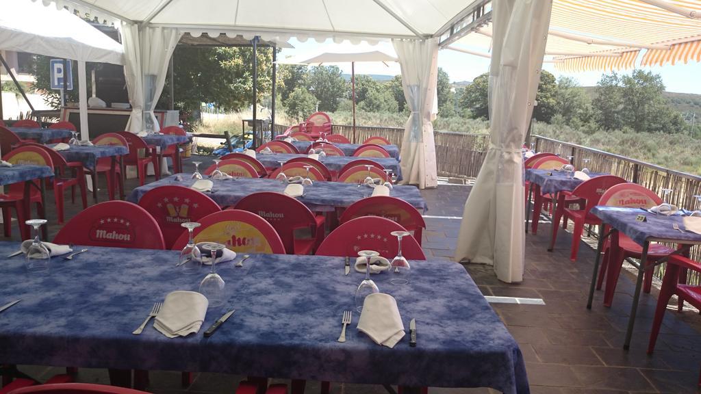 Tierra De Lobos Hotel Puebla de Sanabria Bagian luar foto